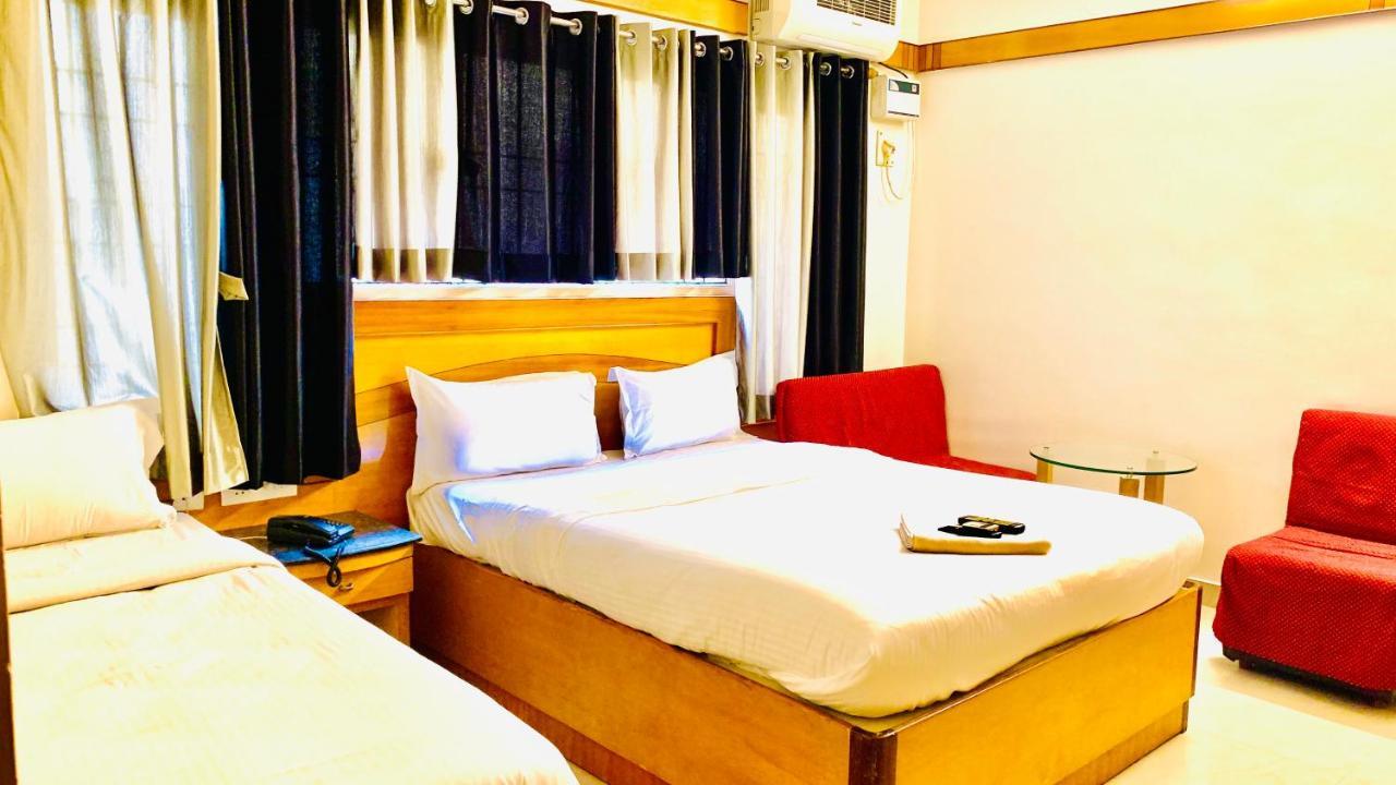 Half Moon Palace Chennai Extérieur photo